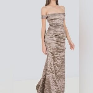 Elegant Off-Shoulder Ruched Dress